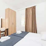 Medena-1 By Interhome شقة